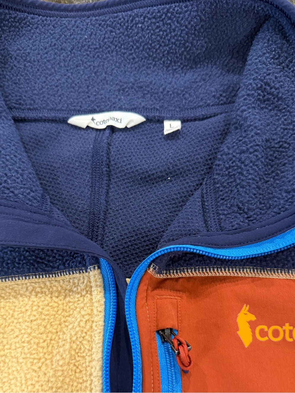 Cotopaxi Two-Tone Fleece Quarter-Zip in Navy, Tan & Rust - Picture 5 of 6